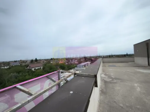 Clădire cu folosință mixtă (comercial și rezidențial)