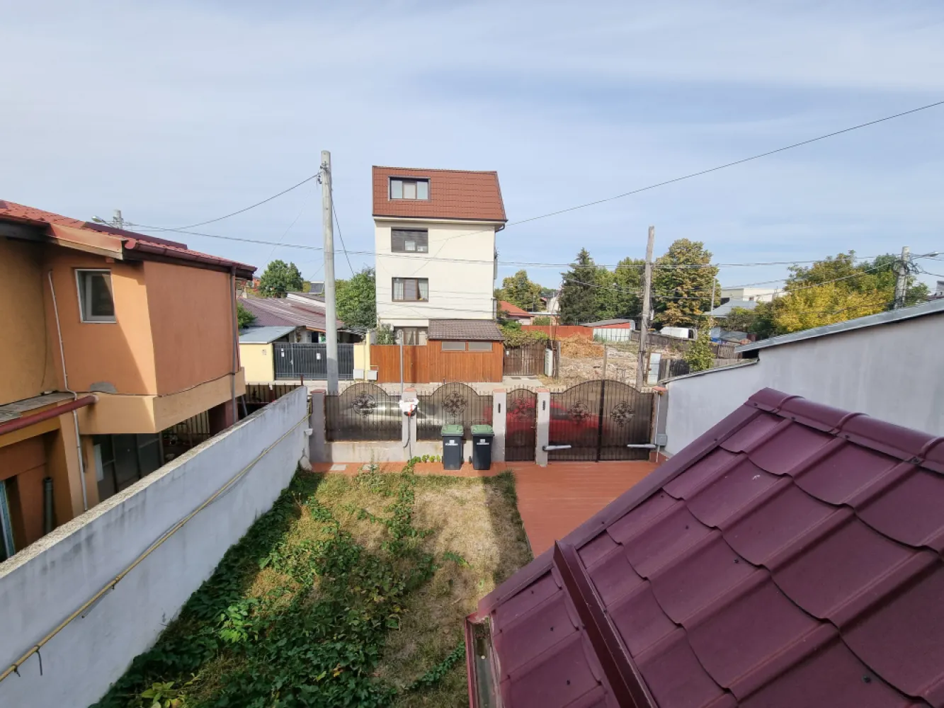 Vila de inchiriat 5 camere Sisesti-Vatra Noua