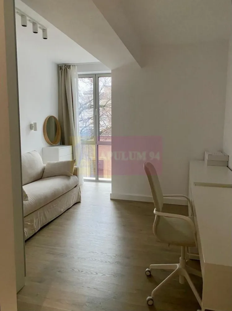 Apartament 3 Camere | OFERTA SPECIALA | Cartierul Armenesc - Un proiect rezidențial boutique UNIC si impresionant, structurat pe S+P+2+3R, oferind doar 13 apartamente unice și 24 de locuri de parcare subterane.
Proiectul include o selecție diversă de apartamente cu 3 și 4 camere. Fiecare apartament beneficiază de balcoane spațioase, iar locuințele de la parter oferă grădini private generoase.
Apartamentul dispune de 3 camere, decomandate, luminoase,i si o terasa de 5.5mp. Etaj 2/3.
Chirie lunara 1650 euro + TVA. ( OFERTA SPECIALA - timp limitat )
2 locuri parcare/ apartament. 150 euro + TVA , lunar per loc parcare.
Pentru mai multe detalii si programarea unei vizionari, contactati-ne !

apulum94@apulum94.ro
adrian@apulum94.ro
Whatsapp 0733683453

Apulum94 presents an exceptional boutique residential project with a S+P+2+3R structure, featuring 13 unique apartments and 24 underground parking spaces. The diverse selection of 3 and 4-room apartments boasts large windows that flood the spacious, well-designed interiors with natural light. Each unit includes generous balconies, while ground floor apartments offer expansive private gardens, creating a tranquil oasis in the city center.