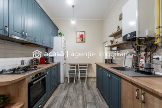 Apartament 2 camere, ultracentral, etaj intermediar (etaj 1)