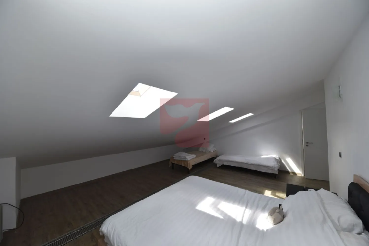 2 in 1, apartamente de 2 si de 4 camere, parcari, Silver Mountain
