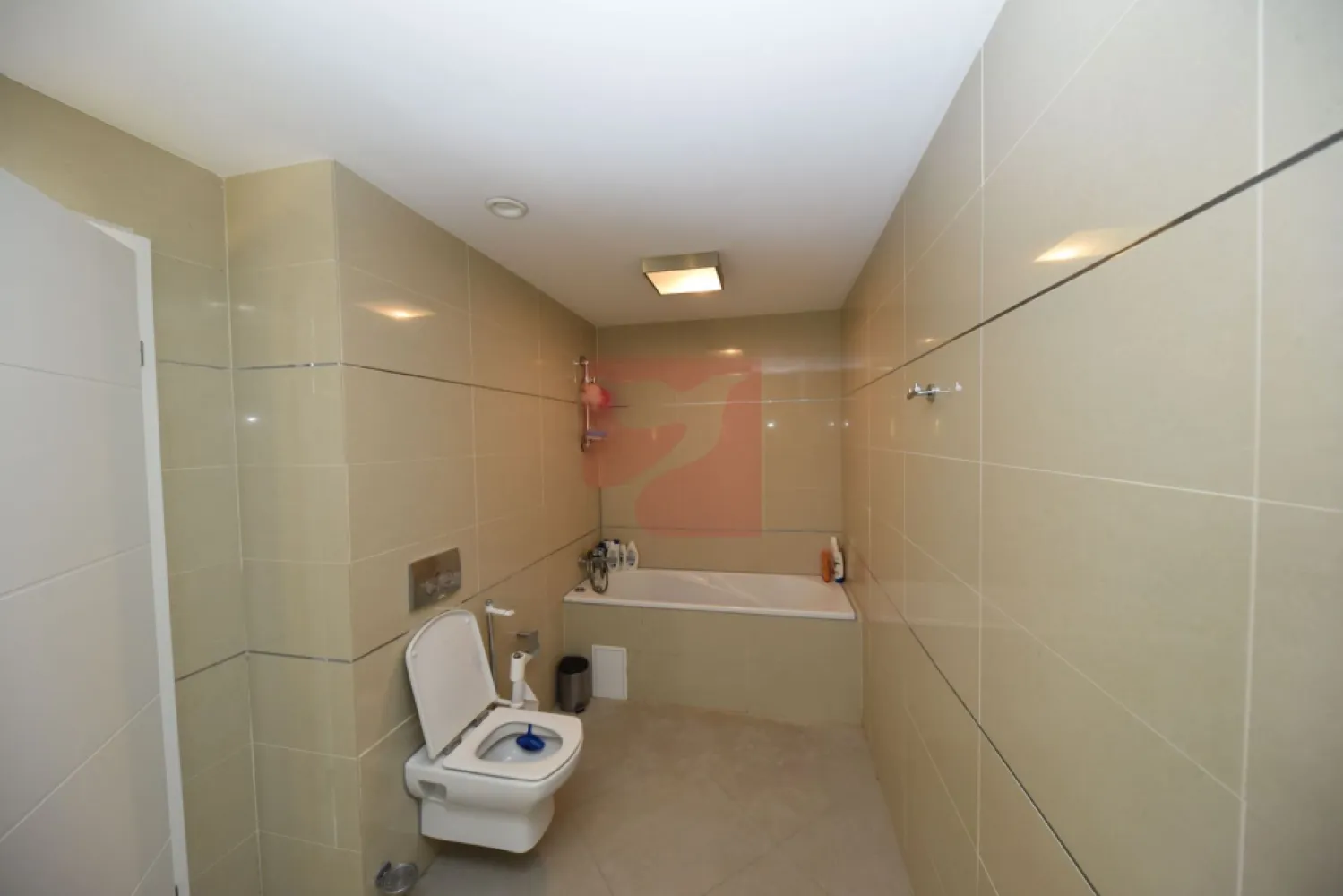 2 in 1, apartamente de 2 si de 4 camere, parcari, Silver Mountain