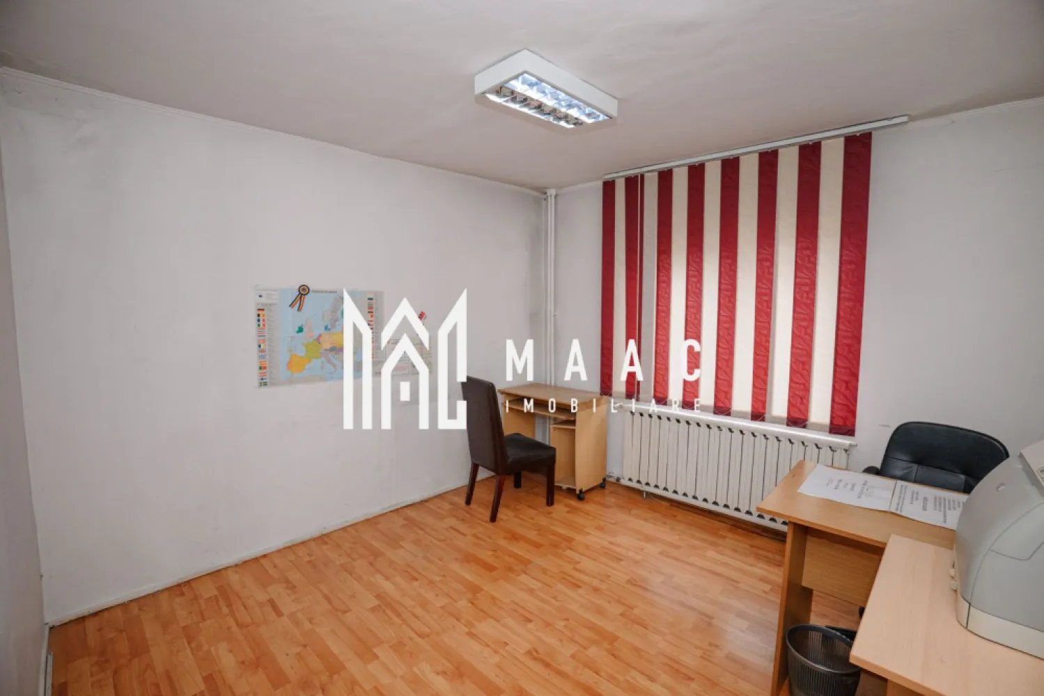 Apartament 2 camere | Pretabil Spatiu Comercial | Zona Nord - Apartament pretabil spatiu Comercial, 2 camere – zona Nord, Râmnicu Vâlcea

MAAC Imobiliare vă propune spre vânzare un apartament cu 2 camere modificat in spatiu comercial si intrare stradala, situat într-o zona Nord.

Este o alegere ideală pentru investiție, fiind disponibil imediat pentru vanzare si este pretabil pentru inchiriere sau activitati comerciale.

Pentru mai multe detalii și programarea unei vizionări, contactați echipa MAAC Imobiliare Râmnicu Vâlcea.

CP2872963