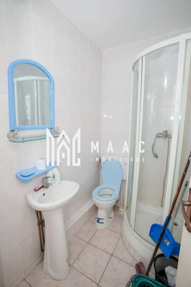 Apartament 2 camere | Pretabil Spatiu Comercial | Zona Nord - Apartament pretabil spatiu Comercial, 2 camere – zona Nord, Râmnicu Vâlcea

MAAC Imobiliare vă propune spre vânzare un apartament cu 2 camere modificat in spatiu comercial si intrare stradala, situat într-o zona Nord.

Este o alegere ideală pentru investiție, fiind disponibil imediat pentru vanzare si este pretabil pentru inchiriere sau activitati comerciale.

Pentru mai multe detalii și programarea unei vizionări, contactați echipa MAAC Imobiliare Râmnicu Vâlcea.

CP2872963