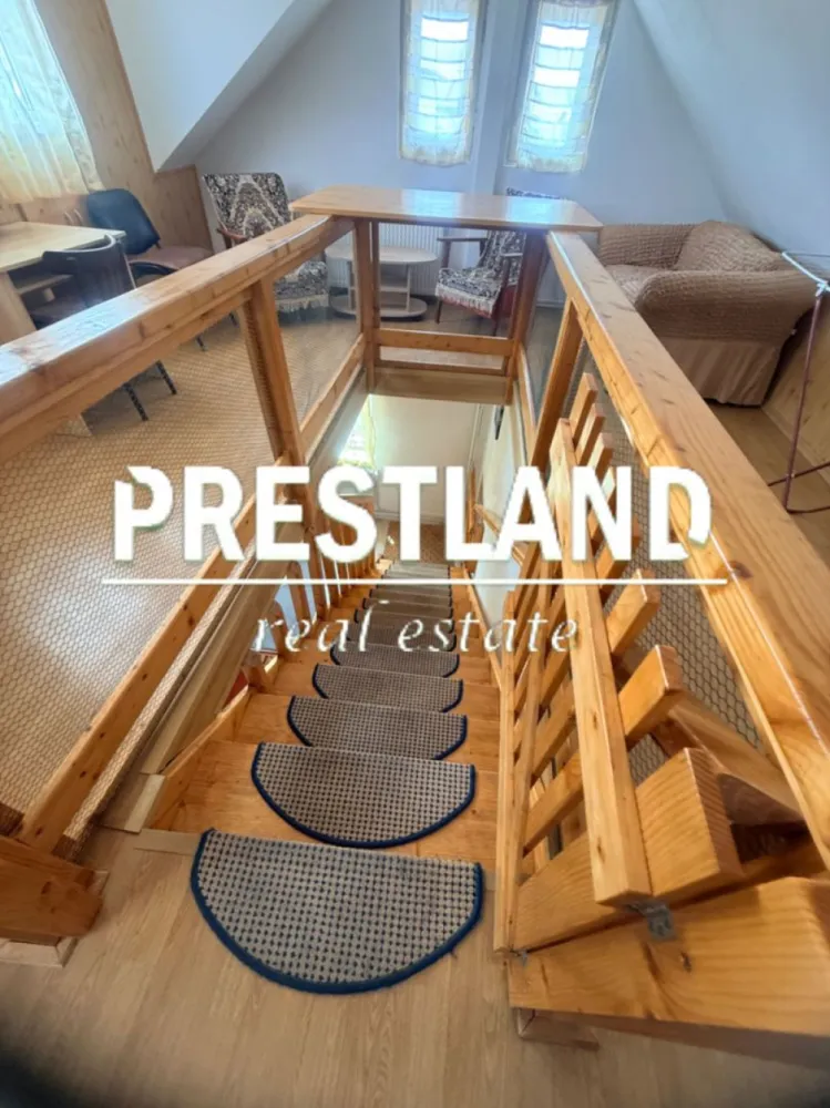 Inchiriez apartament la casă, zona Lazaret la 3 minute de Gara !!