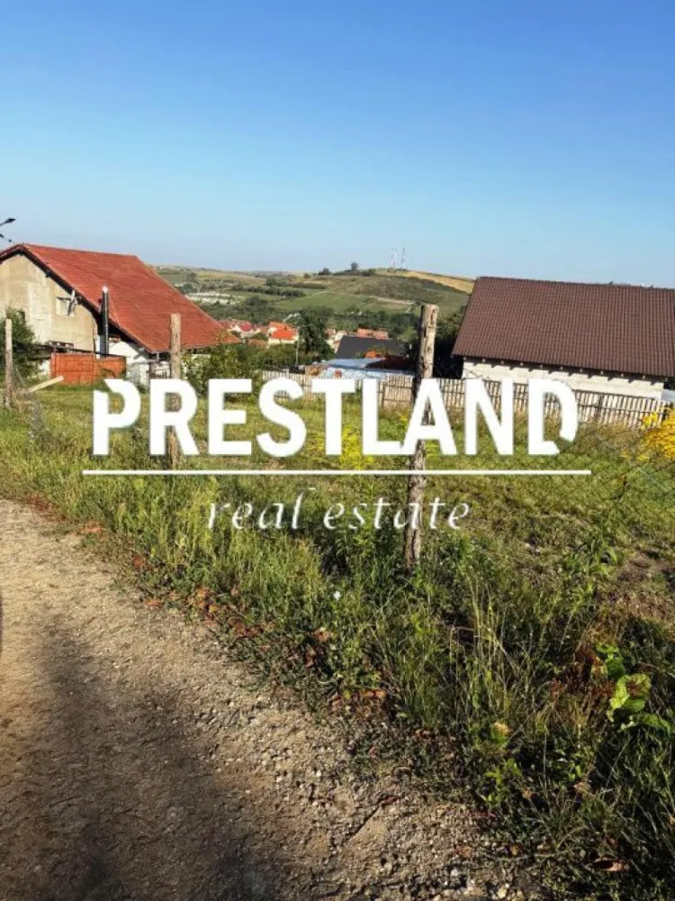 Teren intarvilan constructie casa, pretabil investție !!! - Teren intravilan construcție casă în Sura Mare, cu PUZ .

Proiectul aprobat de Consiliul Județean are o suprafață de 424 mp deschidere la drum privat de 8,50 ml dispune de toate utilitățile(curent, gaz, apă si canalizare) pentru o casă singel cu un regim de înălțime de P + M, 

După finalizarea contractului de Vanzare-cumparare se va primi de la vânzator :
-drumul pava cu piatră , utilitătle (apa, gaz, curent, etc.) trase la limita preoprietații.
- proiectul de casa și autorizatia de construcție avizat de Primaria din Con.Șura Mare vor fii platie de cumparator.

Oferim clienților următoarele servicii: - consultanta obținere credite bancare; - servicii notariat; - servicii de topografie(schiță, releveu); - certificate energetice imobile; - asigurări; - servicii de evaluare; - consultanta juridica;