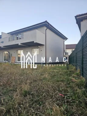 Logo MAAC IMOBILIARE logo