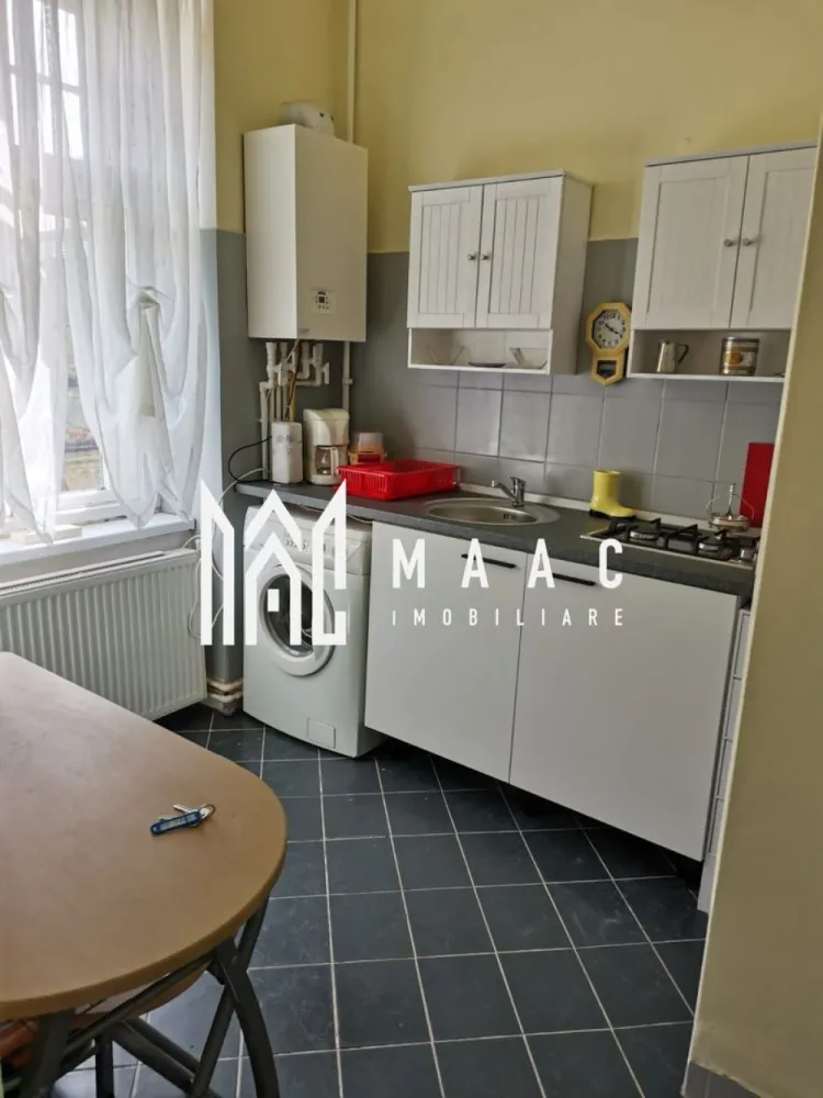 Garsoniera | Etaj 1 | 33 MPU | Central - MAAC Imobiliare vă propune spre închiriere o garsonieră, situată în zona centrală, într-o curte comună, la etajul 1 al imobilului.

 Detalii garsonieră:

Complet mobilată și utilată
Spațiu funcțional, potrivit pentru o persoană sau un cuplu
Acces facil către toate punctele de interes din centrul orașului

 Condiții de închiriere:
Se achită chiria + 2 garanții

Pentru mai multe detalii sau programarea unei vizionări, nu ezitați să ne contactați specificand ID: CP2878150