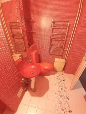 Proprietar închiriez 2 camere lux