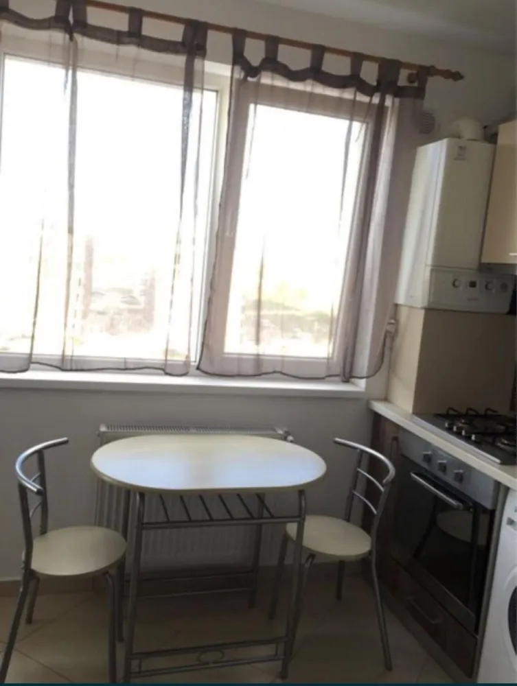 Inchiriere 2camere - Proprietar, inchiriez ap. 2 cam, Viva Residence (Metalurgiei Park), 49mp, dec, bloc nou, mobila, electrocasnice, aer conditionat, tv, usa metalica, et. 5, balcon, mobilat si utilat modern, f aproape de centre comerc, 2’ de stație RATB.