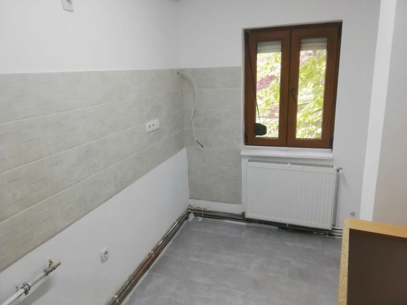 BRASADAS vinde ap 3 cam etaj 2/4 in Micro17. - Agenția imobiliara BRASADAS vinde apartament in micro 17, renovata, etajul 2/4.
Www.brasadas.com.