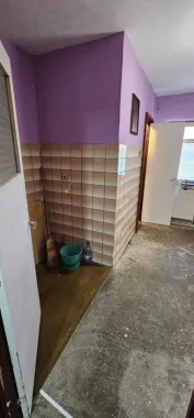 BRASADAS vinde ap 2 cam Carpati2 etaj 4/4.