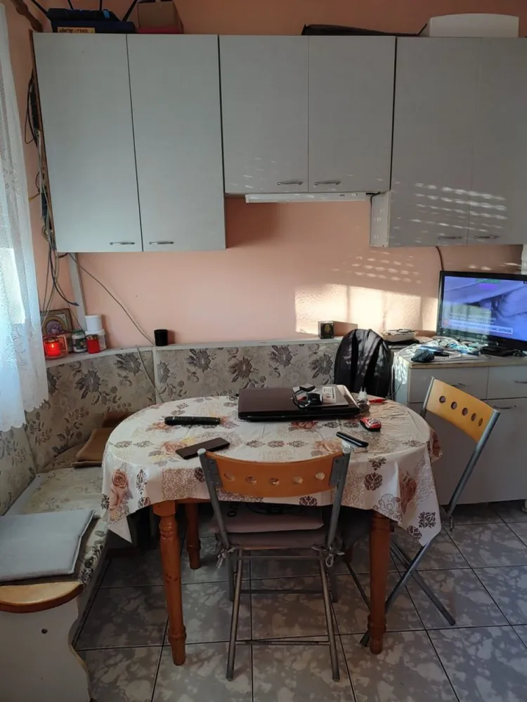 BRASADAS vinde ap 3 cam etaj 2/4 in Solidaritatii. - Agentia imobiliara BRASADAS vinde apartament cu 2 camere la etajul 2/4 in cartierul Solidaritatii.
Www.brasadas.com.