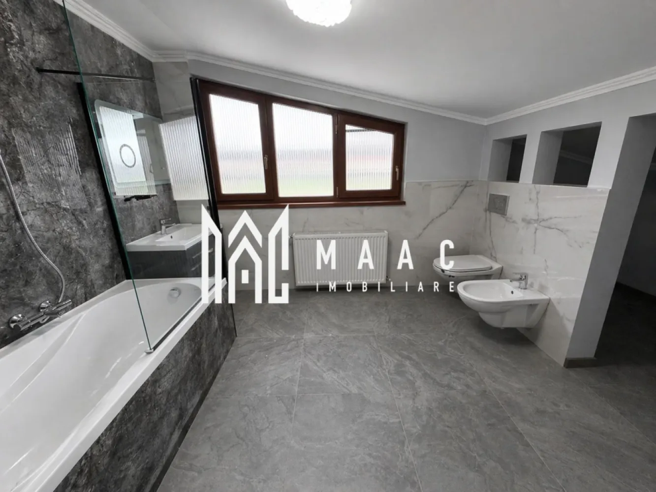 Casă 5 camere de vânzare | Arhitecților, Sibiu | 220 mp, teren 426 mp