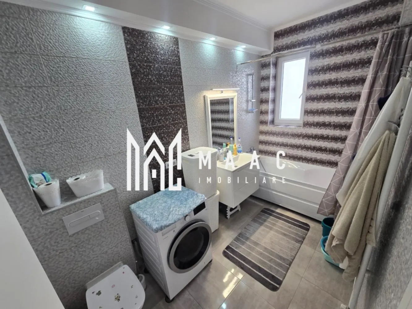 Penthouse 4 camere terasa 155 mp loc de parcare subteran