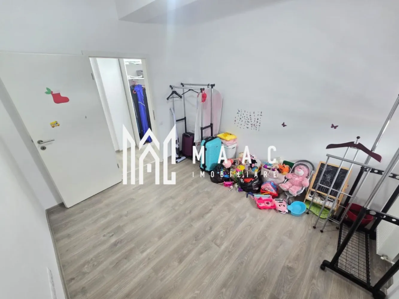 Penthouse 4 camere terasa 155 mp loc de parcare subteran
