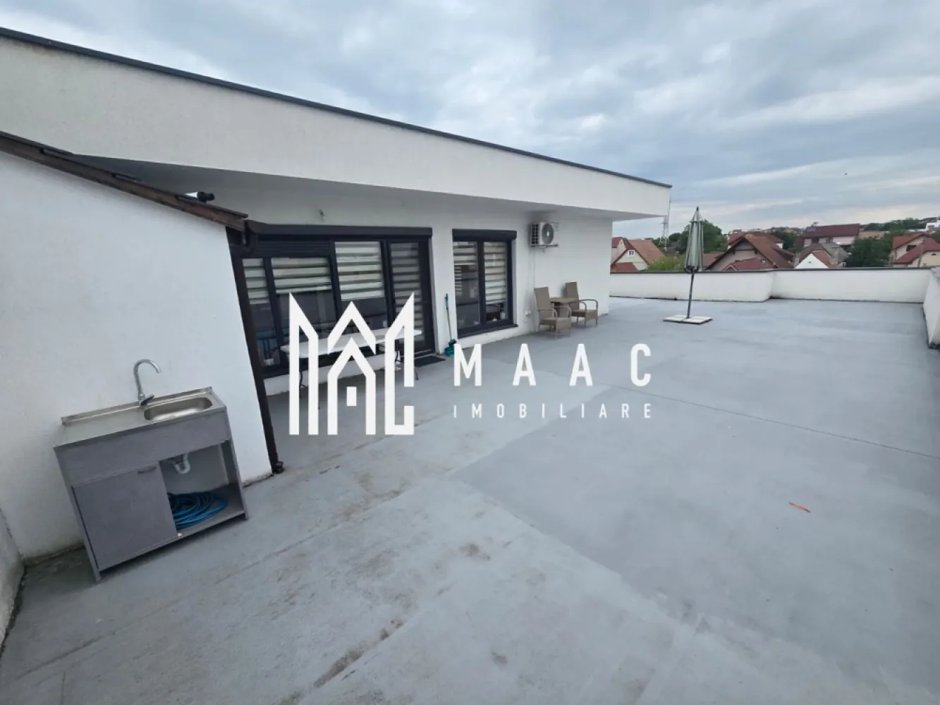 Penthouse 4 camere terasa 155 mp loc de parcare subteran