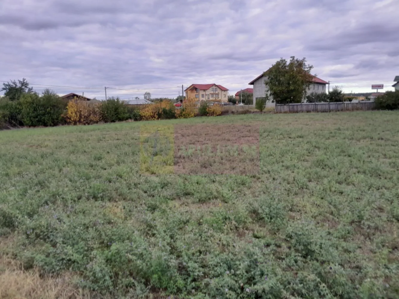 COSERENI( il ) - TEREN 2K MP DE VANZARE (52 M DESCHIDERE LA E85 )