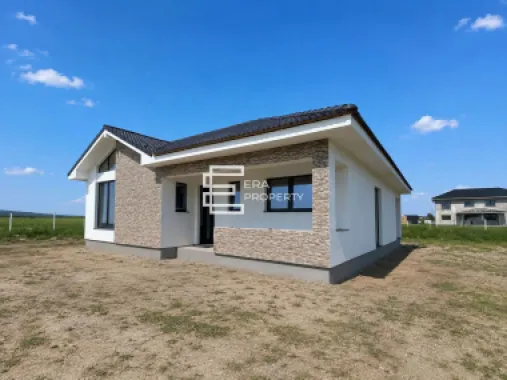 Casă individuală 120 mp utili | Teren 600 mp | Pompă de căldură | Șura Mică