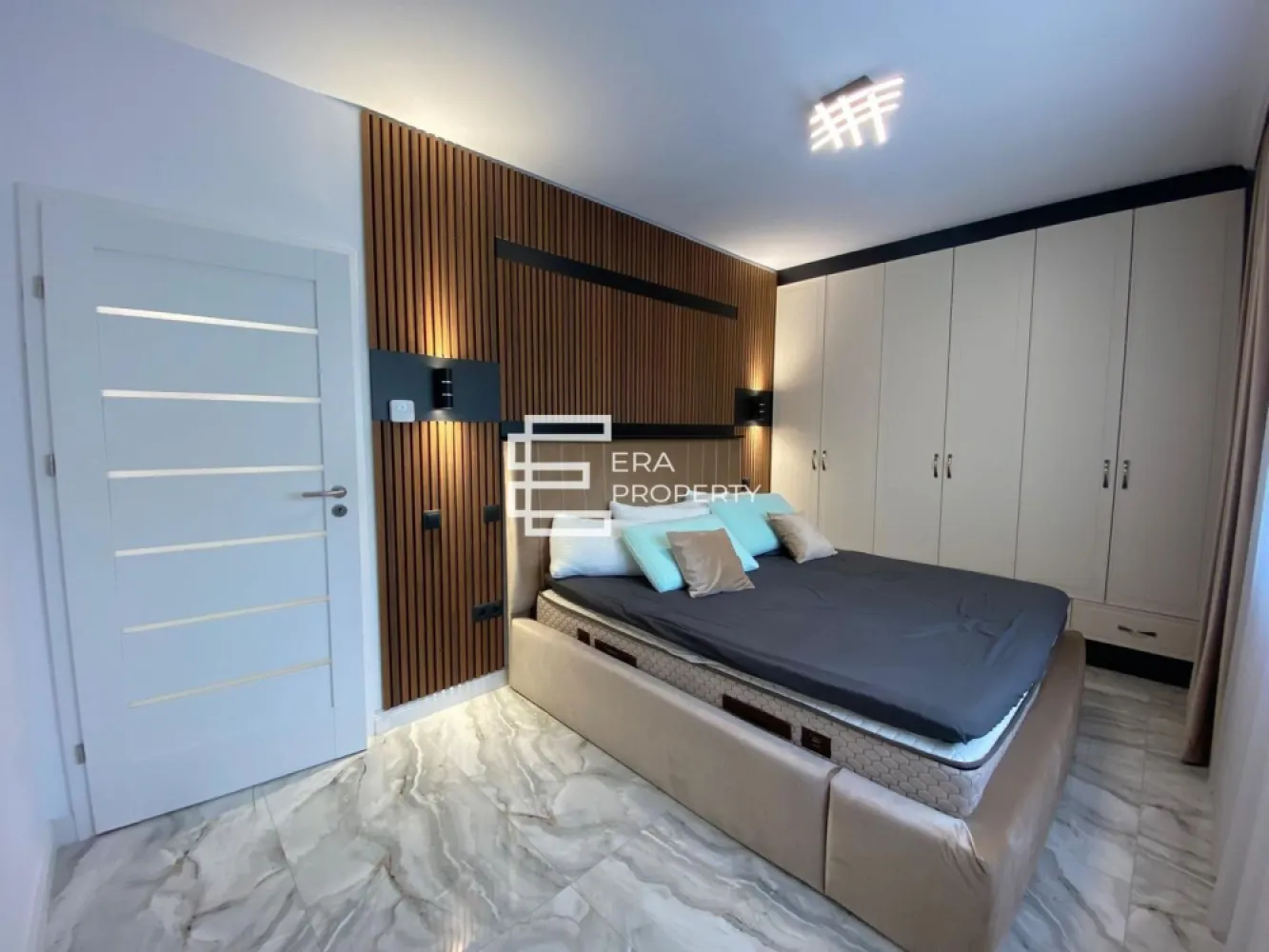 Apartament 2 camere, mobilat și utilat Parcare inclusă | zona DaVinci