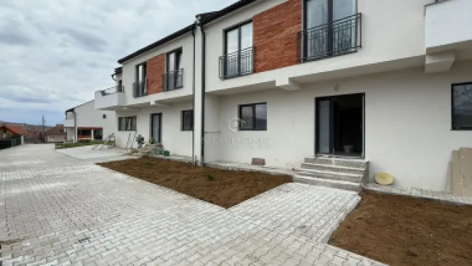 Casa tip duplex, 4 camere, 143mp, zona Chinteni