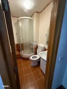 Închiriere Apartament 3 Camere – Spațios, Centrală Proprie, Parcare