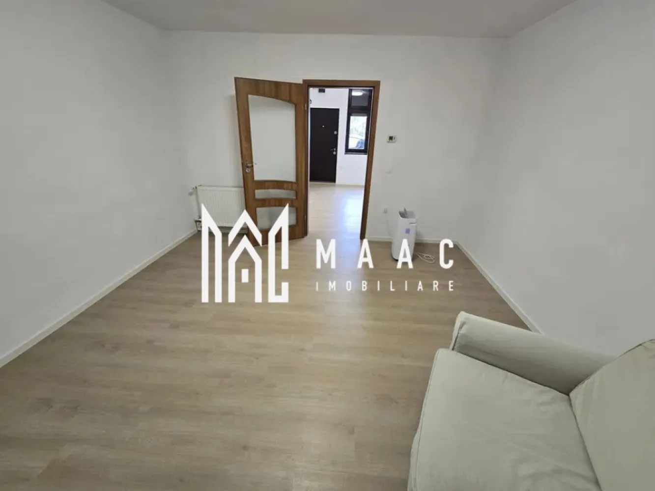 Apartament 3 camere | 65 mp | Acces stradal | Zona Lazaret