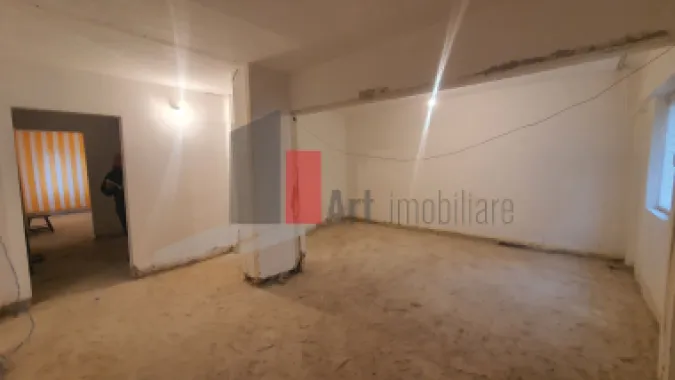 Super Ocazie - Ap 4 cam Giurgiu decomandat, parter