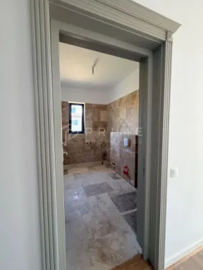 Vilă chalet modern cu perete panoramic de sticlă - Livezeni, Mureș