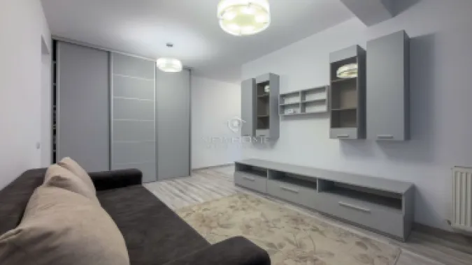 Apartament modern 2 camere de vanzare, Floresti