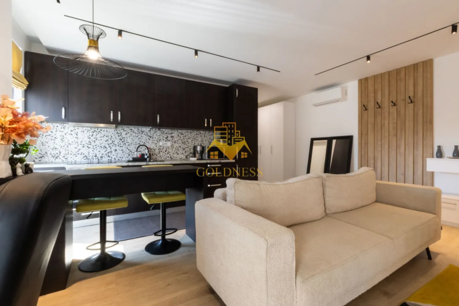 2 camere Modern, garaj, bloc nou, Zorilor zona Golden Tulip, LIDL
