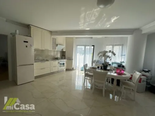 Apartament 3 camere – Lux – Mazepa 2, Colibri 2