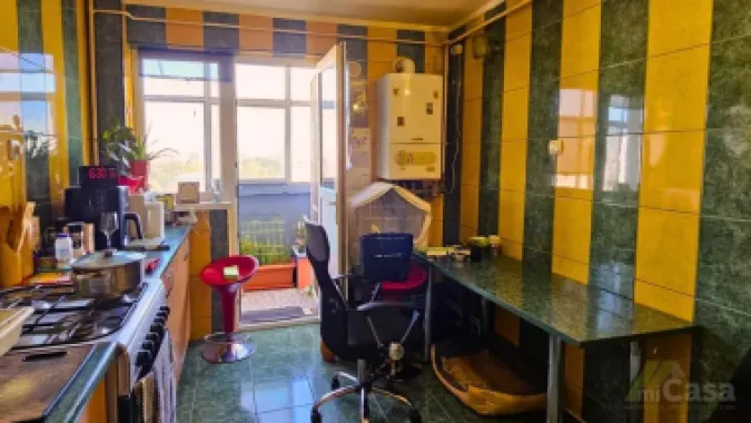 Apartament 4 Camere - Micro 18, Vis-a-Vis de Spitalul Județean, Galați