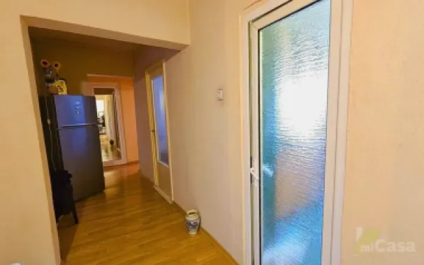 Apartament 4 Camere - Micro 18, Vis-a-Vis de Spitalul Județean, Galați