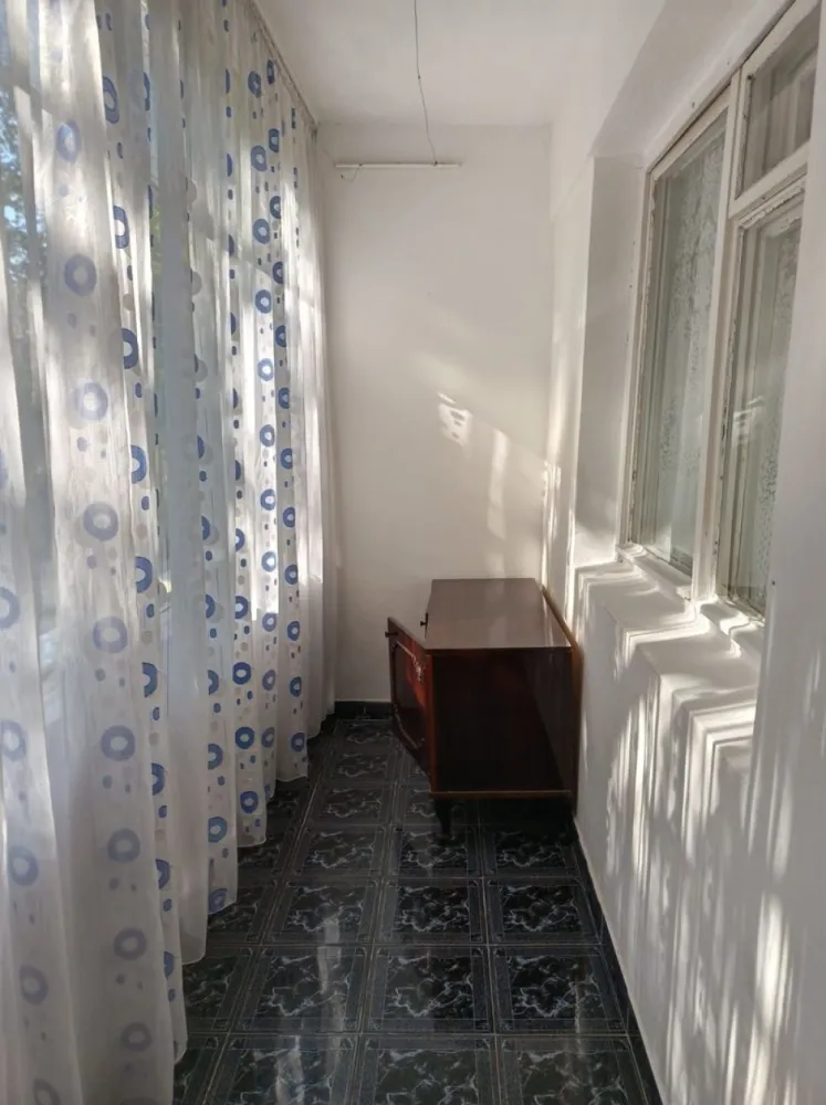 De vanzare apartament cu 2 camere, parter, micro 13 B, 54.000 euro