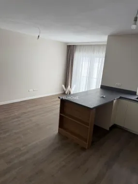 Apartament cu 3 camere LA CHEIE
