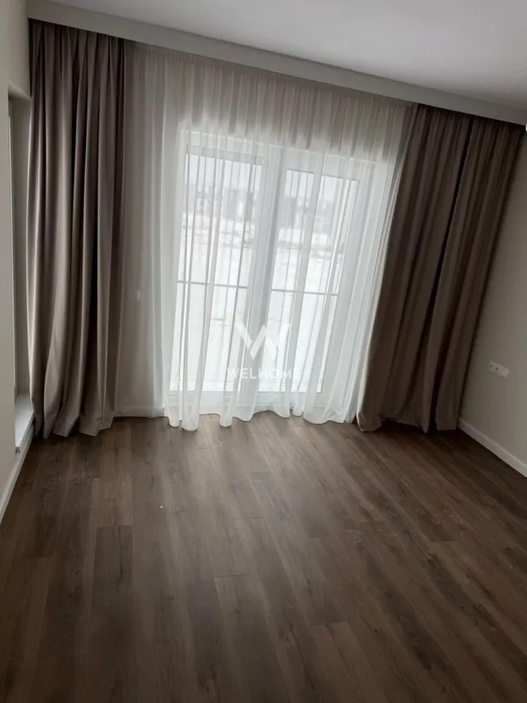 Apartament cu 3 camere LA CHEIE