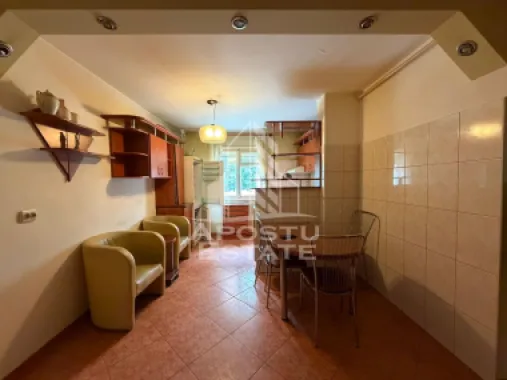 Apartament doua camere, decomandat, Sagului