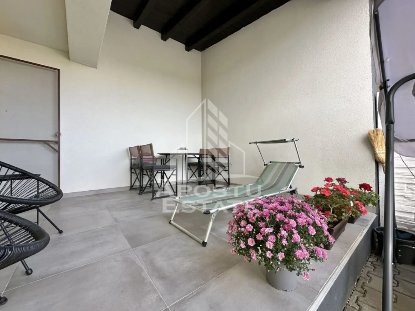 Duplex cu 3 camere si 2 bai complet mobilat si utilat in Calea Urseni.