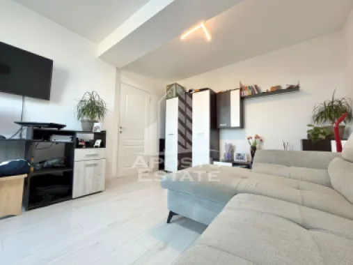 Apartament cu 2 camere mobilat decomandat, dressing si debara in Giroc