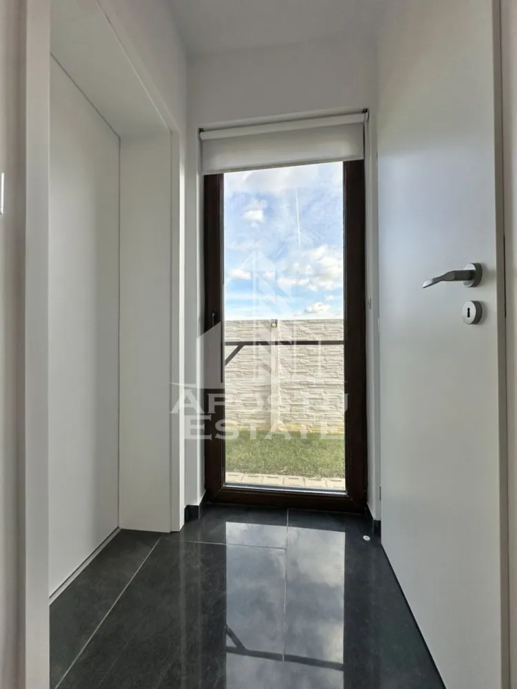 Duplex cu 3 camere si 2 bai complet mobilat si utilat in Giroc.