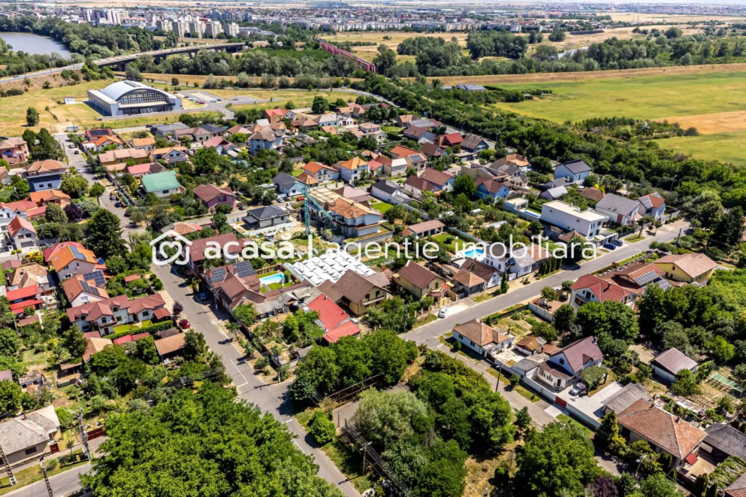 Apartament nou cu 3 camere și grădină in Subcetate Comision 0