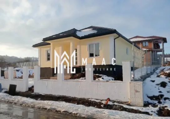 Logo MAAC IMOBILIARE logo
