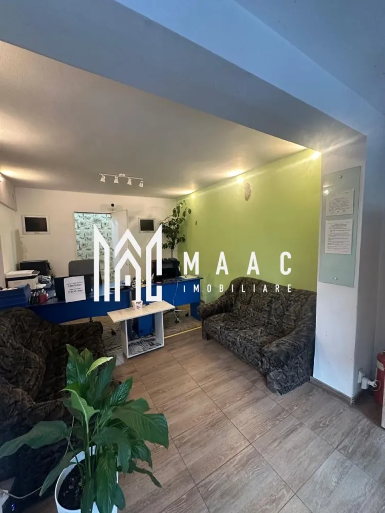Spațiu comercial pentru birouri | Vasile Milea | 76 mp - MAAC Imobiliare propune spre închiriere un spațiu comercial dedicat birourilor, localizat într-o zonă cu acces rapid de pe Bulevardul General Vasile Milea.

Imobilul este compus din 4 încăperi, astfel:

-Cameră destinată birourilor, situată la intrarea în imobil
-Cameră de odihnă, folosită anterior ca bucătărie
-Cameră pentru depozitare
-Baie cu geam pentru aerisire

Accesul acestor camere se realizează printr-un hol de acces.

Spațiul beneficiază de un vad comercial dezvoltat, fapt demonstrat de existența unei firme care își desfășoară activitatea în acest imobil, construit și amplasat special pentru activități comerciale.

-Se percepe o garanție în cuantumul unei luni de chirie.
-Contractul se face pe minim 6 luni.

Pentru mai multe detalii sau vizionări, specificați telefonic anunțul cu CP2874288.