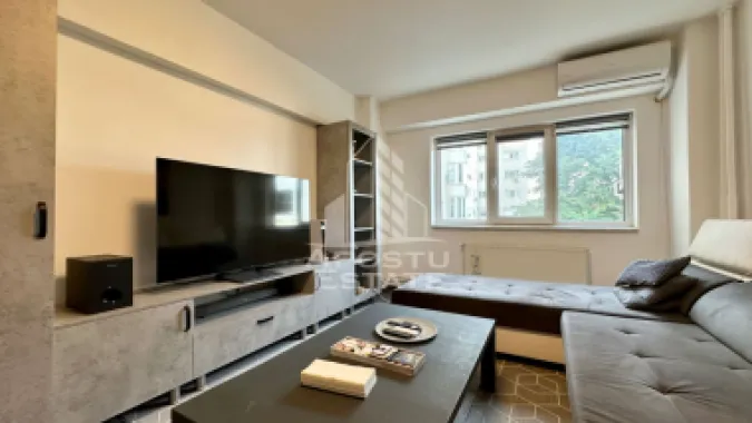 Apartament de vanzare cu 3 camere si garaj, etajul 1, Aradului