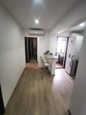 De vanzare apartament 3 camere, micro 39, 76.000 euro negociabil