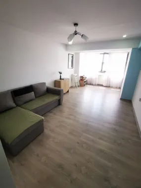 De vanzare apartament 3 camere, micro 39, 76.000 euro negociabil
