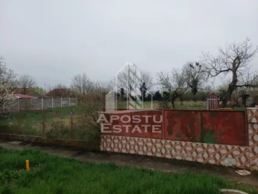 Teren 825 mp Voiteg, front stradal 14 m – ideal casă individuală