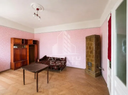 Apartament 2 camere la curte comuna, zona Odobescu Timisoara