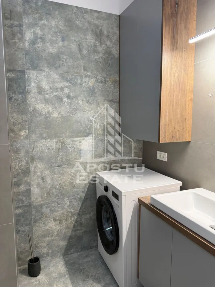 Apartament cu două camere la XCity Tower - Apostu Estate vă oferă spre închiriere apartament cu două camere etaj 13 / 16 cu loc de parcare subteran la XCity Tower.
Compartimentare:
-hol de acces
- living open space cu dinning 
-bucătărie complet mobilată și utilată închisă 
- baie cu duș 
- dormitor cu dressing și balcon 
Încălzirea se realizează prin intermediul centralei de gaz prin pardoseala,dipune de tâmplărie din geam Tripan ,izolația blocului foarte eficientă ,zone verzi amenajate .
Prima închiriere,totul este nou.
Se percepe garanție pe două luni plus luna în curs .
Pentru mai multe detalii sunați la telefon!
Vă așteptăm cu drag la o vizionare!